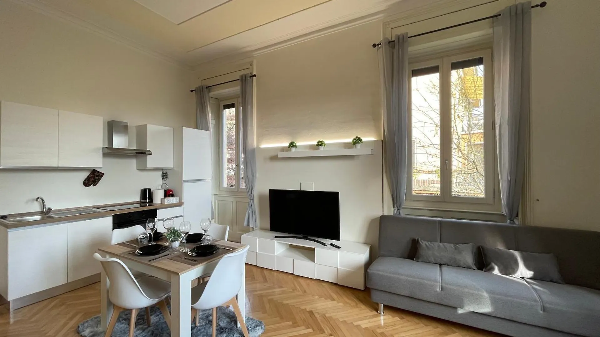 Apartment Bg Central Royal Suite Con Parcheggio - Vista Citta Alta Bergamo Italy